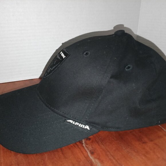 Alpina Black Hat - Only the Brave - Picture 5 of 5